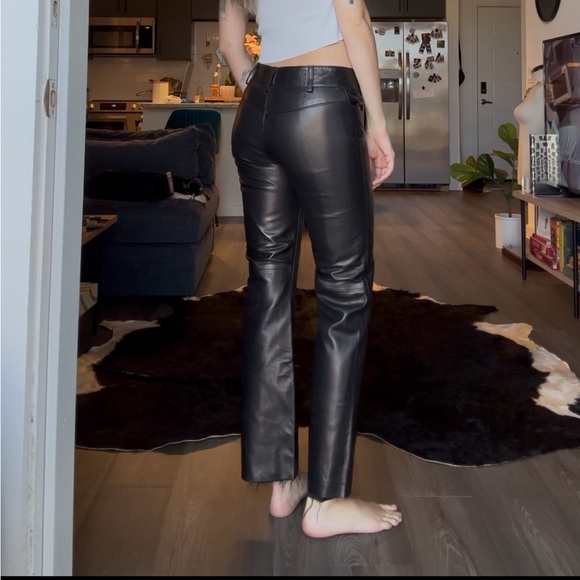 Banana Republic Genuine Leather Women Pants - Picture 7 of 7